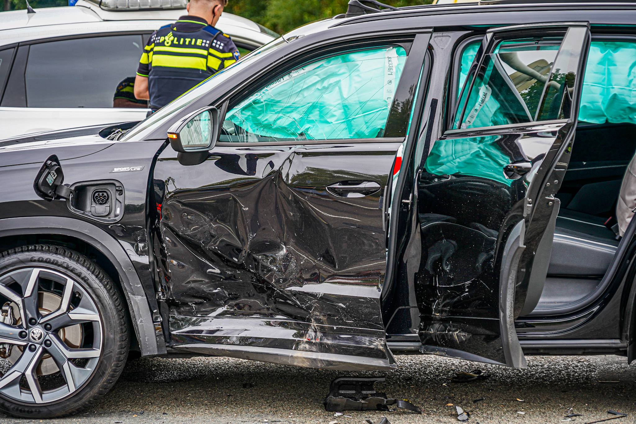 Aanrijding zorgt voor flinke verkeershinder - foto
