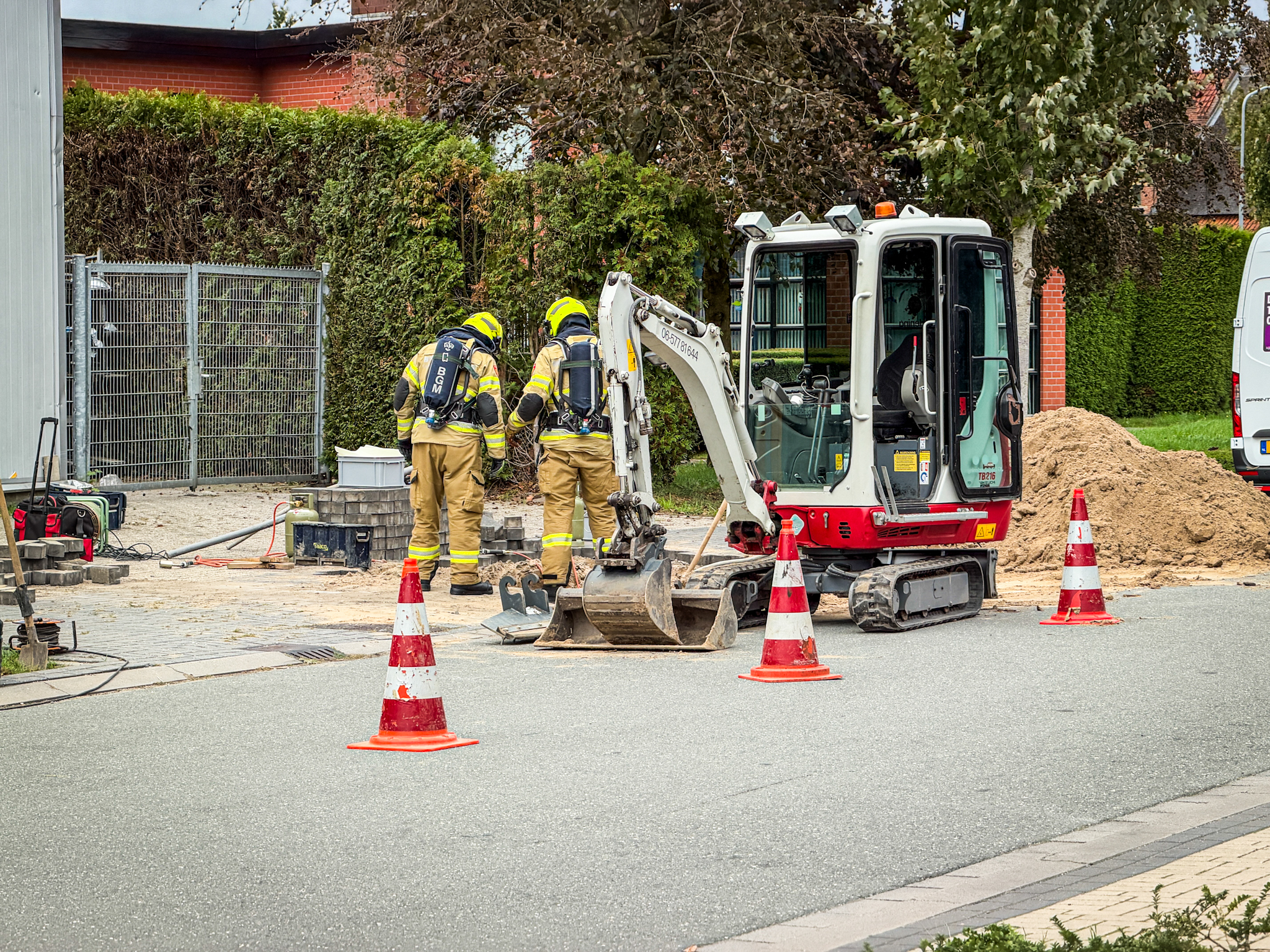 Mogelijk gevaarlijke stof vrijgekomen tijdens werkzaamheden - foto