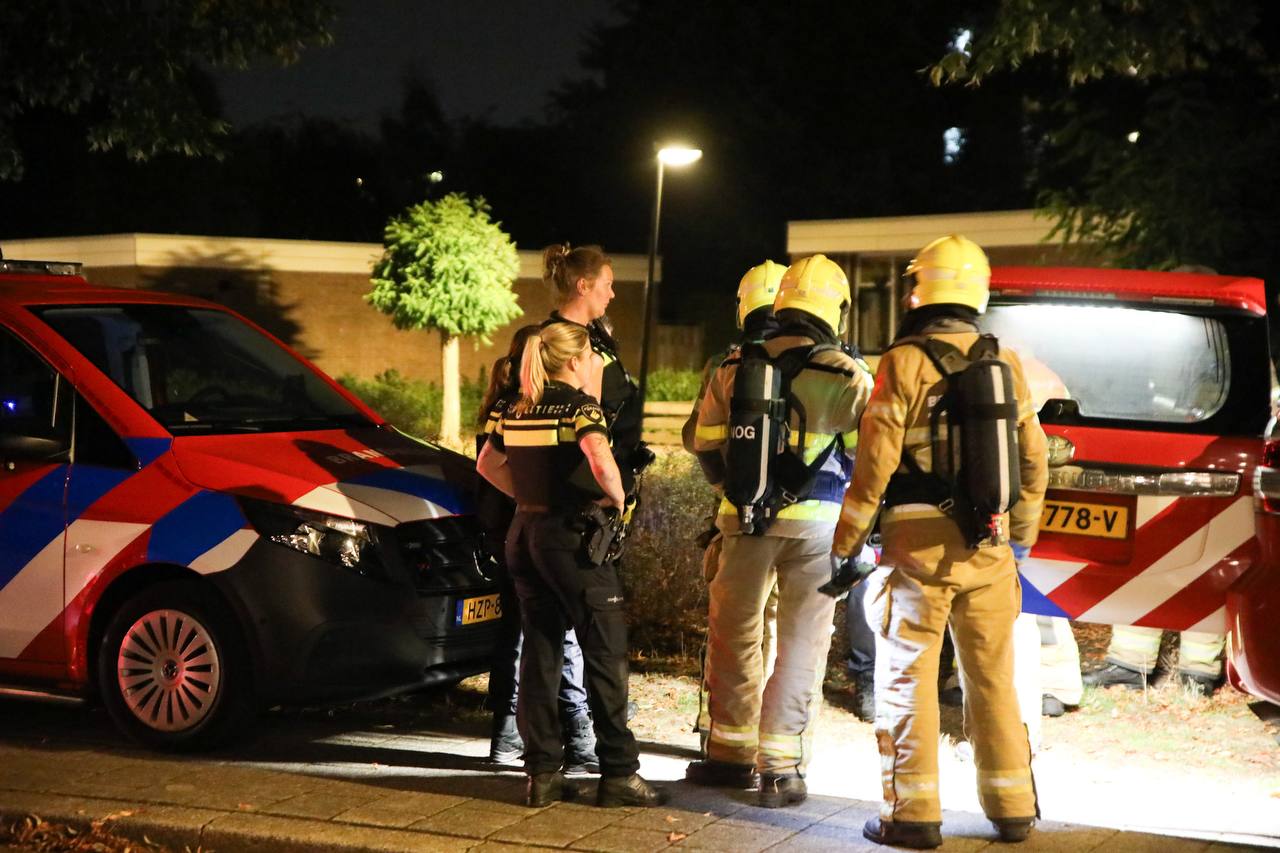 Politie ontdekt mogelijk drugslab na vuurwerkknal - foto