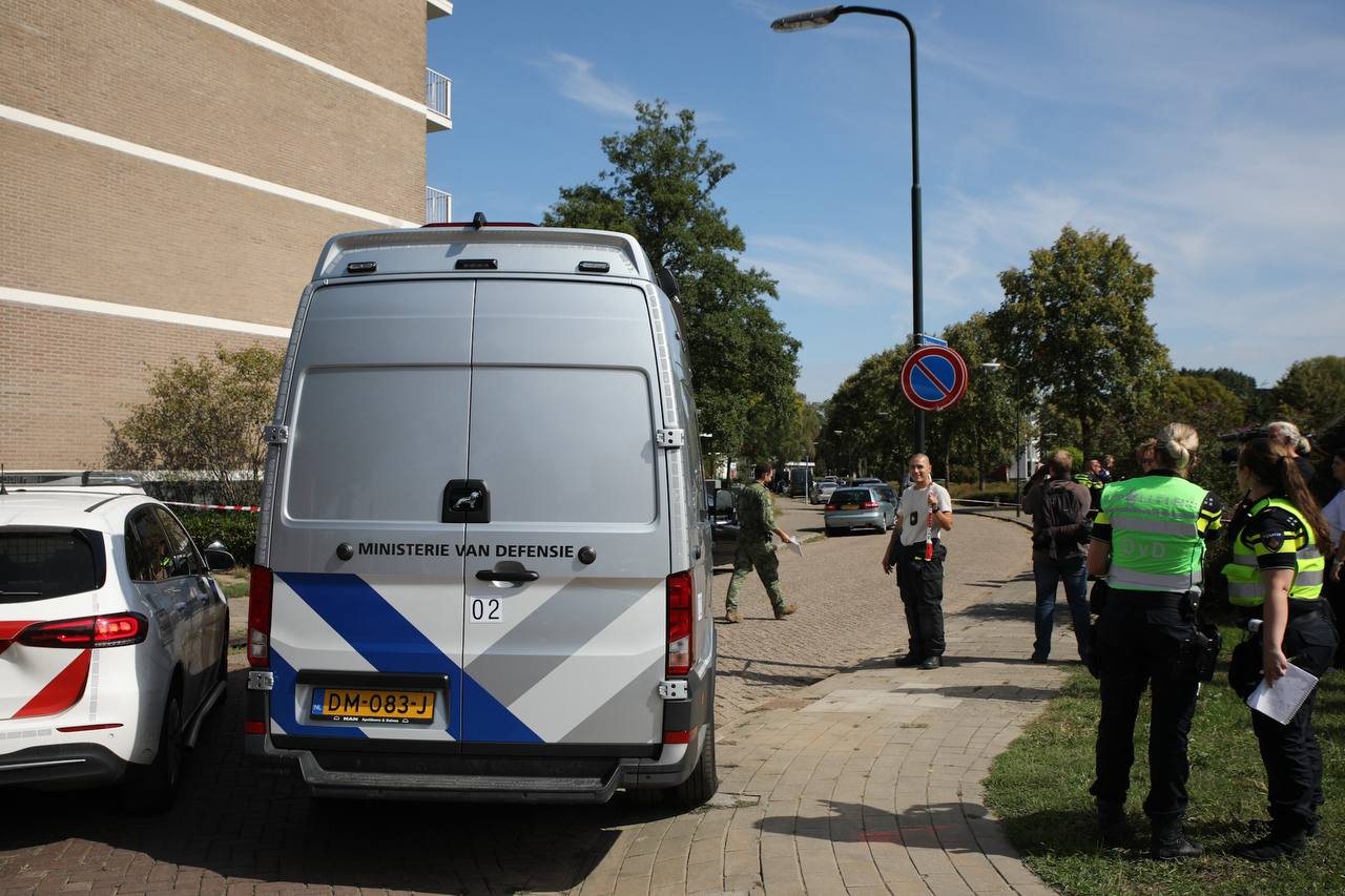 Politie ontdekt mogelijk drugslab na vuurwerkknal - foto