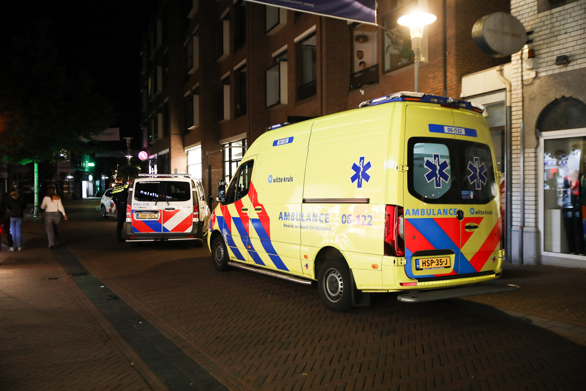 Jongen gewond bij steekpartij, verdachten op de vlucht